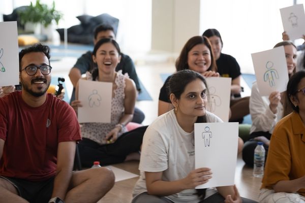 Live & Play wellbeing space in Dubai presents a burnout recovery session featuring a mindfulness talk, guided breathwork practice, and sound meditation. A supportive wellness event in Dubai focused on understanding burnout, managing stress, and supporting mental and emotional wellbeing. Join Live & Play for an immersive wellness experience designed to help you pause, breathe, reconnect, and restore balance.